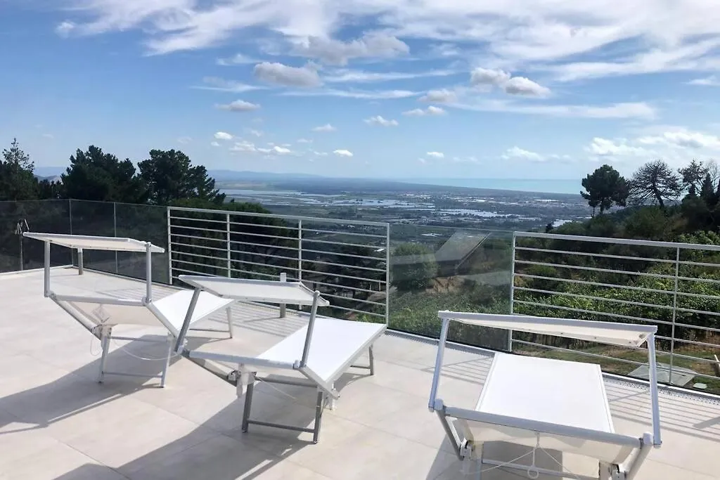 Villa Olympia Pool Sea View Mountains Lake Nature Sleeps 8 Air Conditioning Wi-Fi Corsanico-Bargecchia