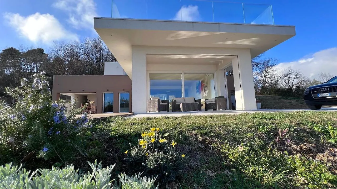 Villa Olympia Pool Sea View Mountains Lake Nature Sleeps 8 Air Conditioning Wi-Fi Corsanico-Bargecchia 0*,